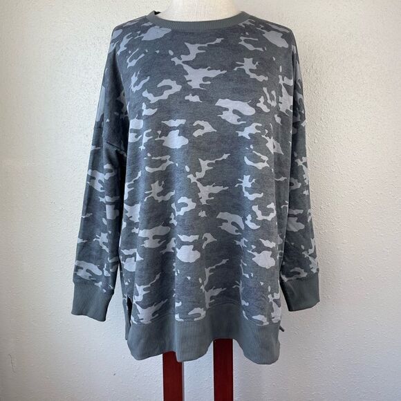 NWT Ideology Camo Sweatshirt Size 1X - Picture 1 of 7